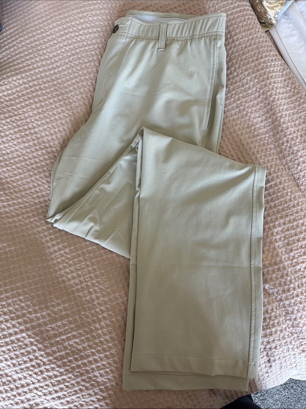 NWT Under Armour Khaki Chino Pants